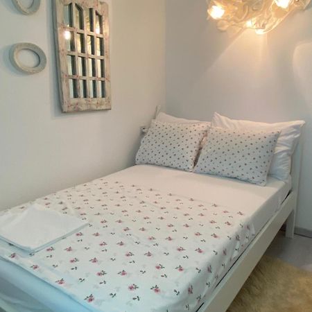 Petite House Vila Starigrad Paklenica Exterior foto